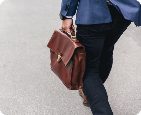 ¿POR QUÉ ES IMPORTANTE REALIZAR LA RENOVACIÓN DE PERMISO DE TRABAJO? - LOSA Y MARTINEZ ABOGADOS EXTRANJERIA